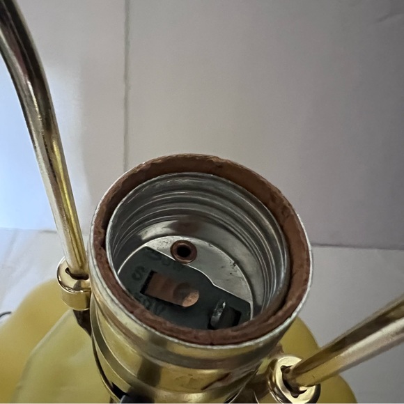 Vintage Yellow Glass Table Lamp - Picture 8 of 13